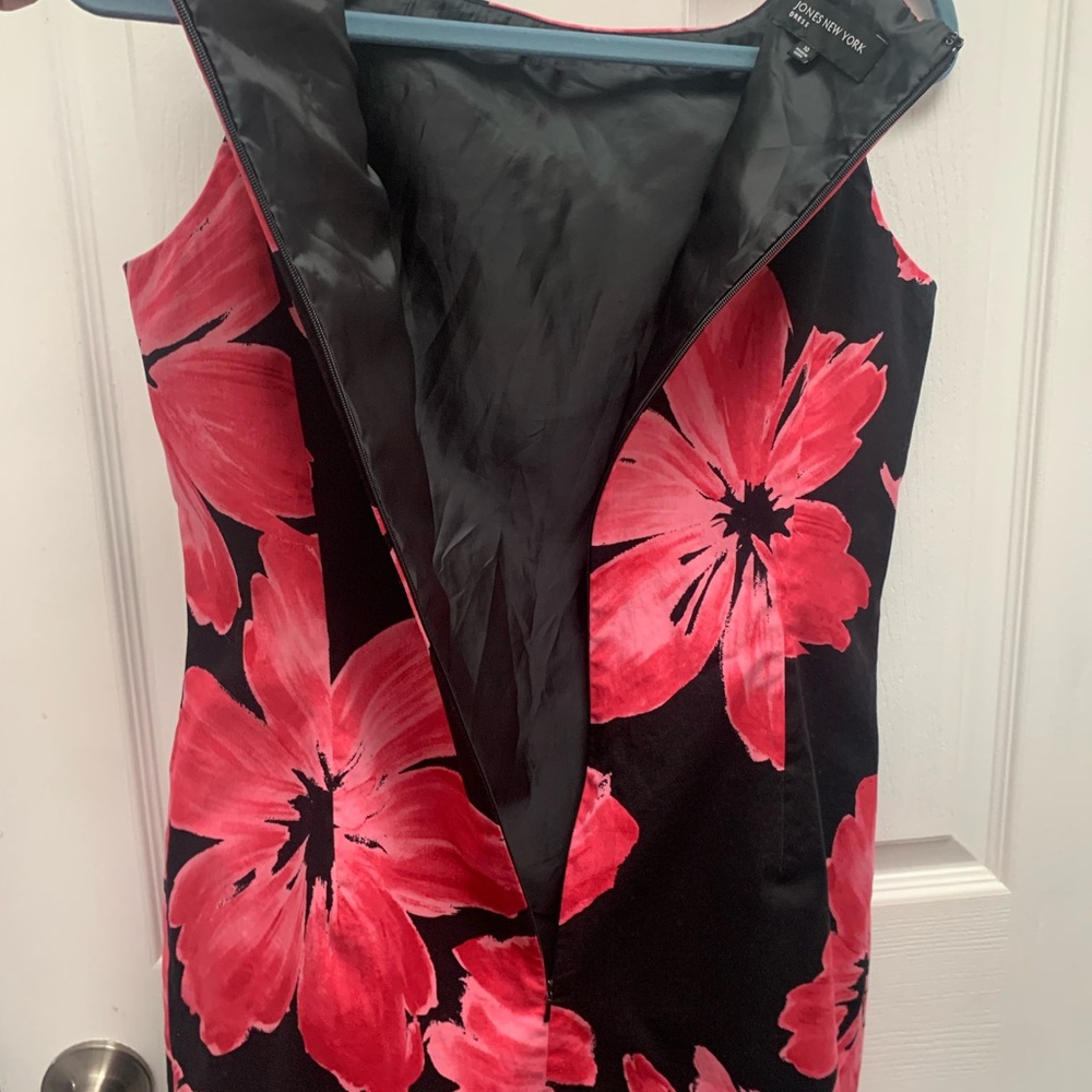Woman’s Jones New York Black Floral dress size 10 - Picture 5 of 5